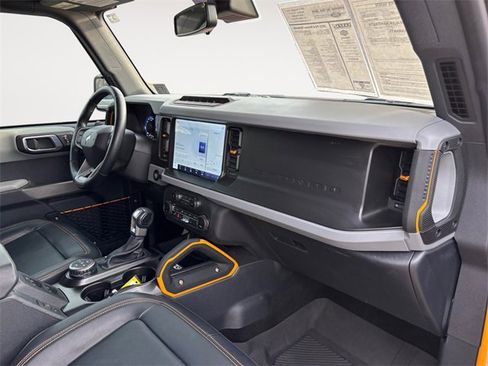 Used 2021 Ford Bronco Badlands image 10