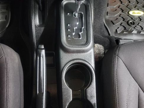 Used 2013 Jeep Wrangler Sport image 16