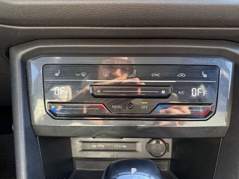 Used 2024 Volkswagen Tiguan SE R-Line w/ MDO Package, Two-Row image 21