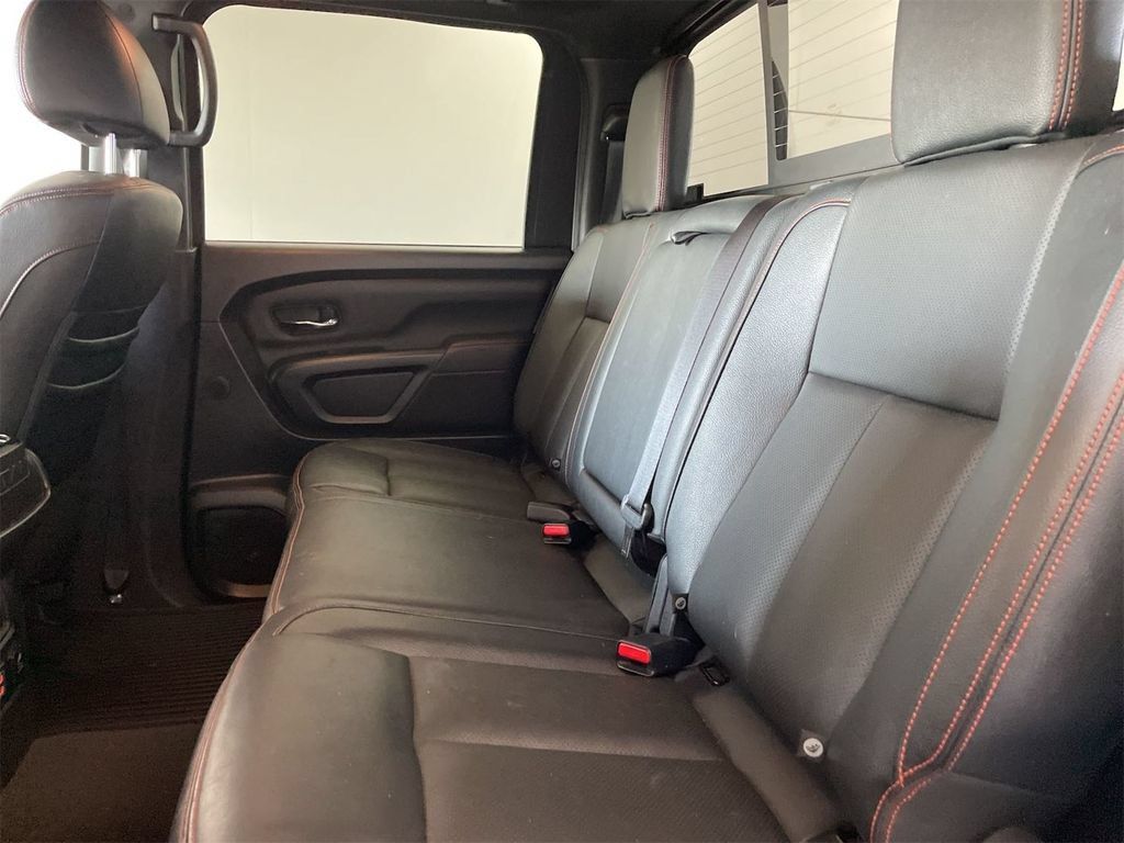 Used 2021 Nissan Titan PRO-4X w/ Pro-4x Convenience Package AWD/4WD image 6