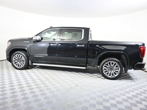 Used 2025 GMC Sierra 1500 Denali Ultimate AWD/4WD image 3