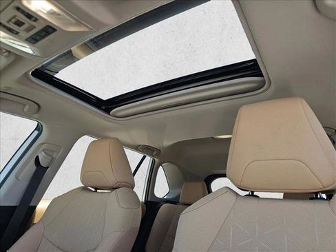 Used 2025 Toyota RAV4 XLE w/ Convenience Package FWD image 22