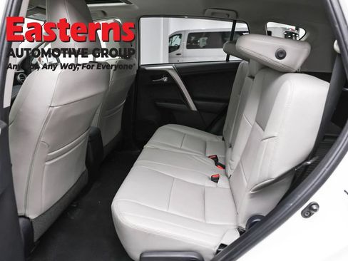 Used 2018 Toyota RAV4 XLE AWD/4WD image 23