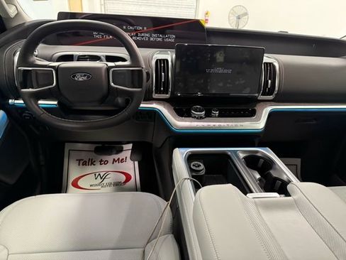 New 2026 Ford Expedition Platinum image 20