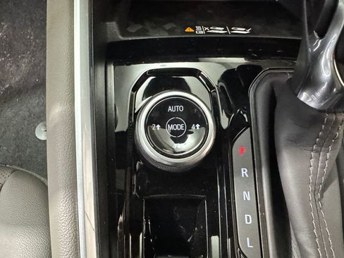 New 2026 Chevrolet Colorado ZR2 AWD/4WD image 19