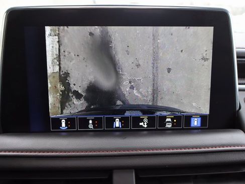 Used 2022 Chevrolet Tahoe RST w/ Luxury Package image 27