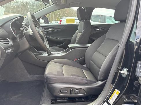 Used 2023 Chevrolet Malibu LT FWD image 35