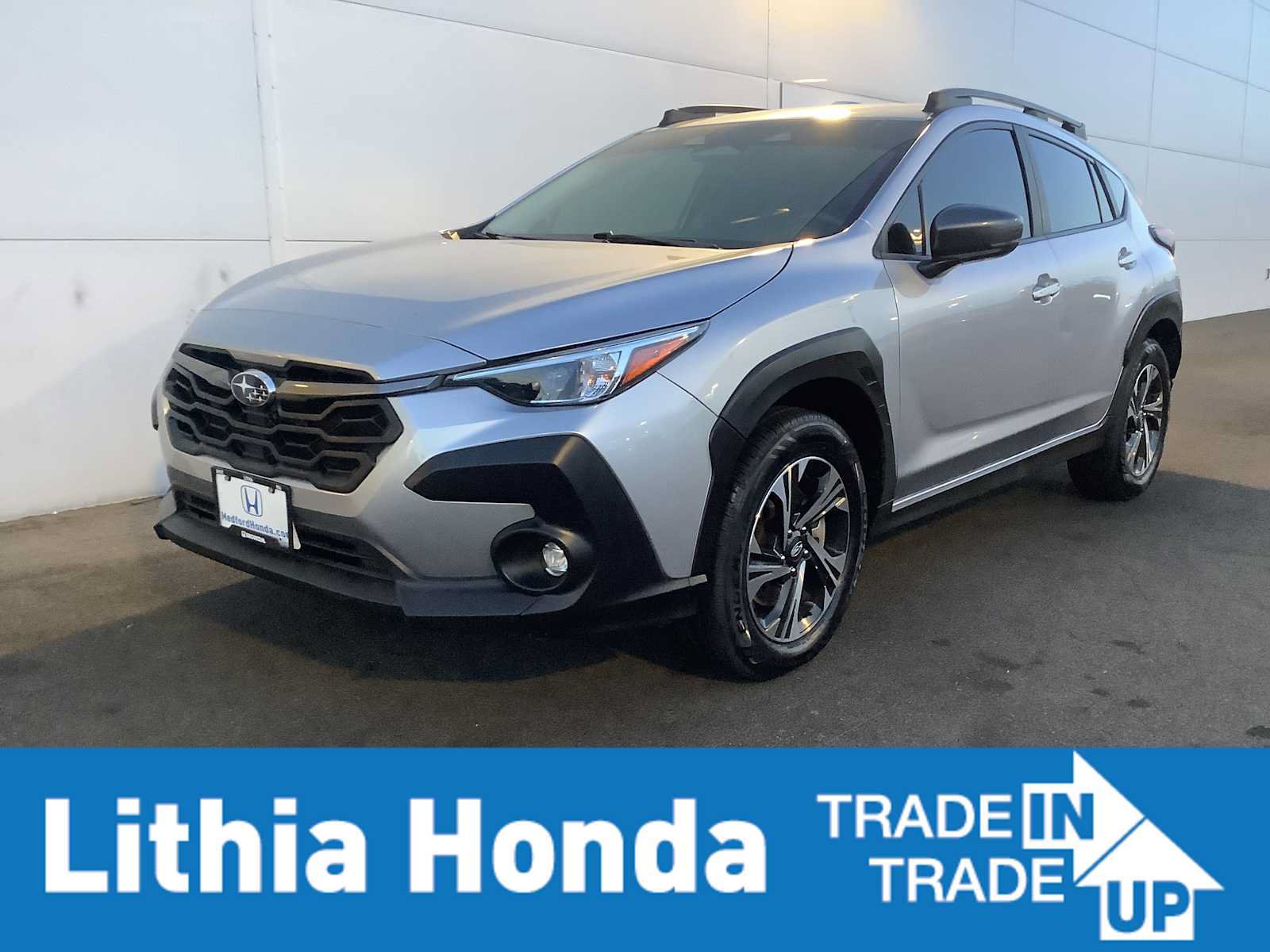 Used 2024 Subaru Crosstrek 2.0i Premium w/ Crosstrek Mirror Package AWD/4WD image 1