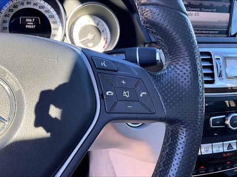 Used 2014 Mercedes-Benz E 350 Sedan image 24