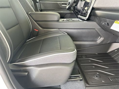 New 2026 GMC Sierra EV Elevation w/ LPO, Elevation Dark Package image 36