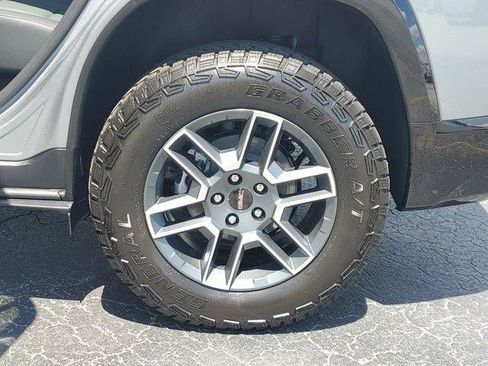 New 2027 GMC Terrain AT4 AWD/4WD image 14