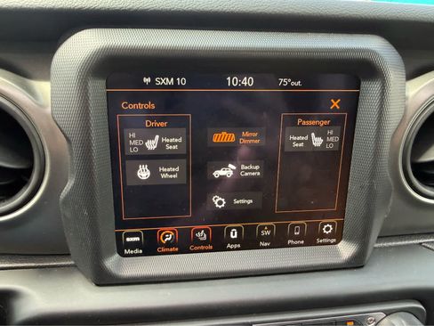 Used 2023 Jeep Wrangler Unlimited w/ Sun & Screen Package AWD/4WD image 24