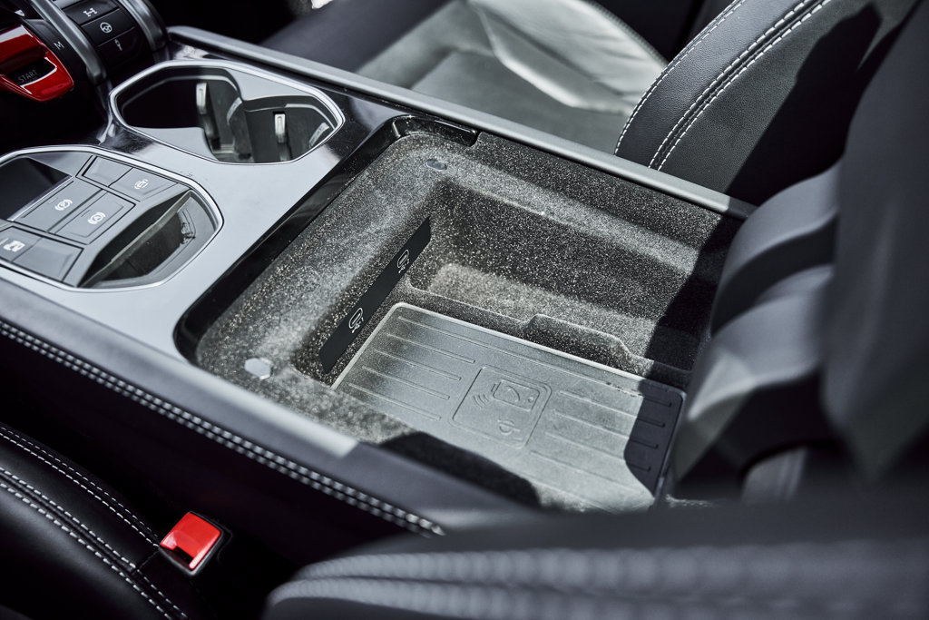 Used 2022 Lamborghini Urus AWD/4WD image 65