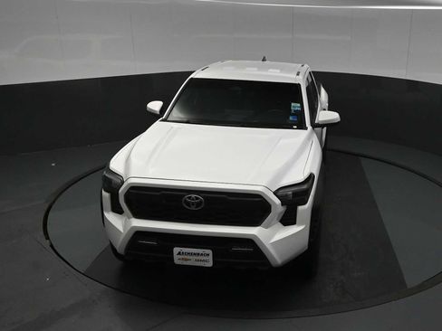 Used 2024 Toyota Tacoma TRD Off-Road w/ TRD Off Road Upgrade Package AWD/4WD image 12