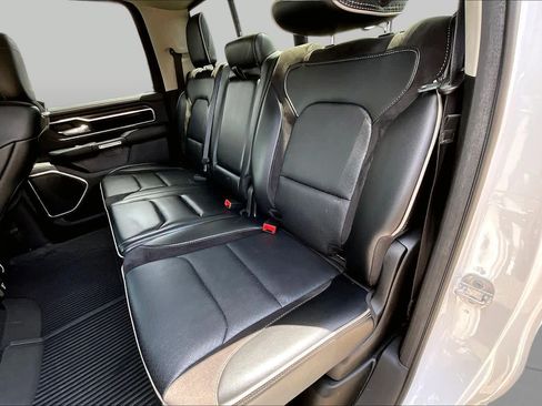 Used 2022 RAM 1500 Laramie AWD/4WD image 24