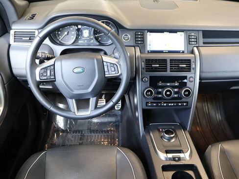 Used 2017 Land Rover Discovery Sport HSE AWD/4WD image 13