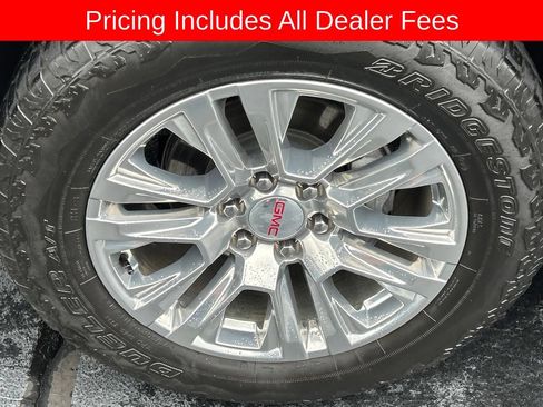 Used 2024 GMC Sierra 1500 Denali w/ Technology Package AWD/4WD image 32