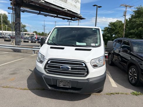 Used 2019 Ford Transit 350 XLT RWD image 19