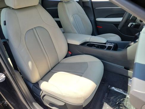 Certified 2025 Hyundai Sonata SEL FWD image 23