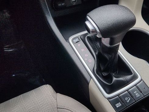 Used 2022 Kia Sportage LX image 39