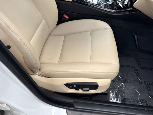 Used 2016 BMW 528i Sedan RWD image 10