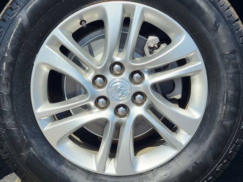Used 2020 Buick Enclave Essence FWD image 16