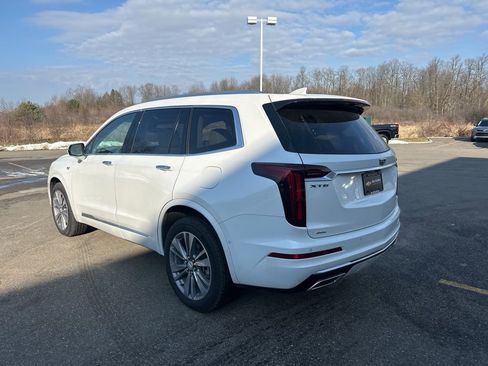 Used 2024 Cadillac XT6 Premium Luxury w/ Technology Package image 7