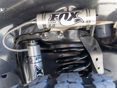 Used 2016 RAM 2500 Laramie w/ Sport Appearance Group image 23