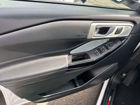 Used 2023 Ford Explorer ST w/ Equipment Group 401A image 15