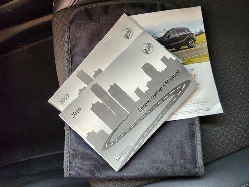 Used 2019 Buick Encore Preferred FWD image 19