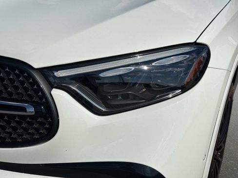 Used 2023 Mercedes-Benz GLC 300 image 9