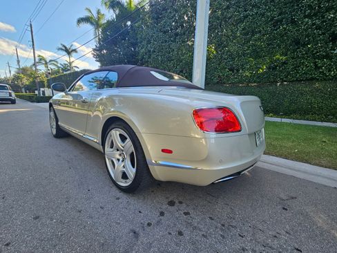 Used 2014 Bentley Continental GT image 13