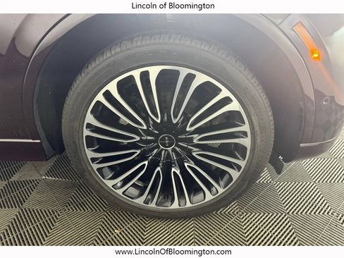 Certified 2023 Lincoln Aviator Black Label w/ Dynamic Handling Package AWD/4WD image 45