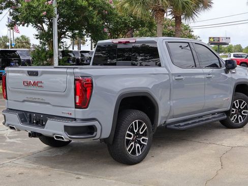 Used 2024 GMC Sierra 1500 AT4 w/ Technology Package AWD/4WD image 2