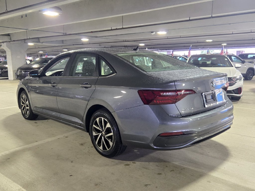 Certified 2024 Volkswagen Jetta S FWD image 4