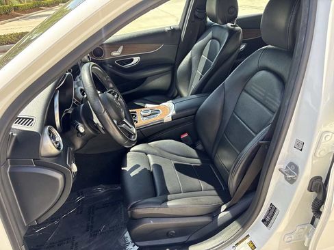 Used 2019 Mercedes-Benz C 300 Sedan image 17