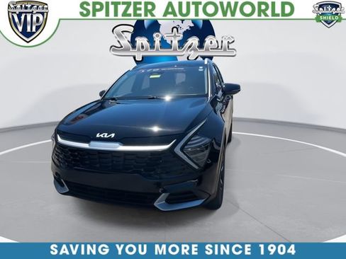 Certified 2024 Kia Sportage EX AWD/4WD image 3