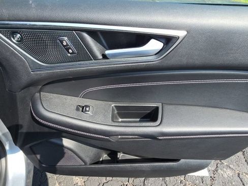 Used 2024 Ford Edge Titanium AWD/4WD image 29