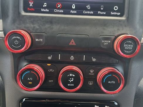 Used 2020 RAM 1500 Lone Star image 27