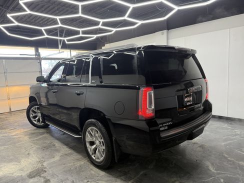 Used 2018 GMC Yukon SLT image 3