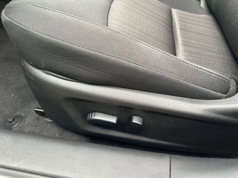 Used 2025 Nissan Altima 2.5 SV image 23