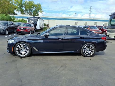 Used 2019 BMW M550i xDrive w/ Premium Package image 2