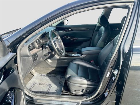 Used 2020 Kia Cadenza Technology image 21