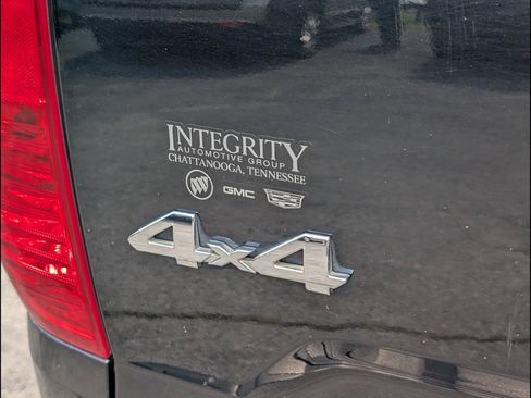 Used 2018 Toyota Tundra Limited w/ Limited Premium Package AWD/4WD image 22