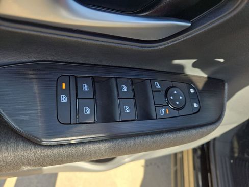 New 2026 Nissan Kicks SV w/ Cold Weather Package FWD image 10