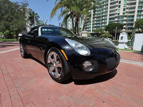 Used 2007 Pontiac Solstice GXP w/ Premium Package RWD image 24
