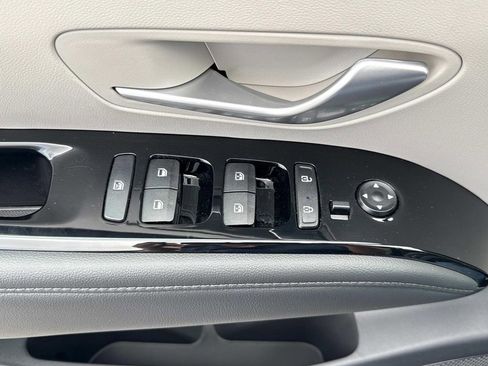 Used 2024 Hyundai Tucson Limited AWD/4WD image 15
