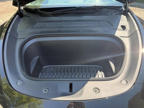 Used 2024 Tesla Model Y Performance AWD/4WD image 8