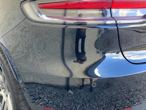 Used 2020 Porsche Macan image 12