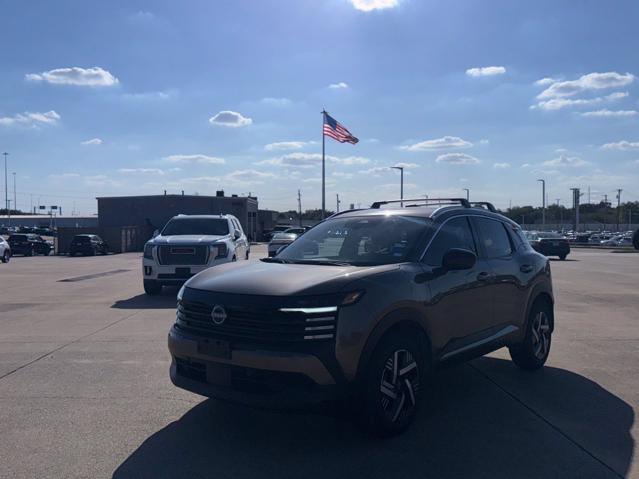 Used 2026 Nissan Kicks SV w/ Cold Weather Package FWD image 7